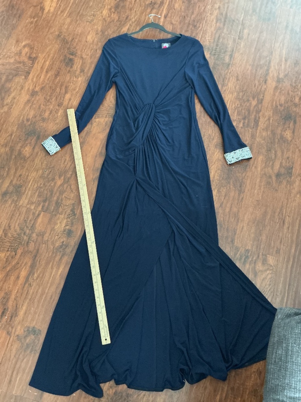 Vince Camuto Navy Blue Beaded Cuff Evening Gown Size 8